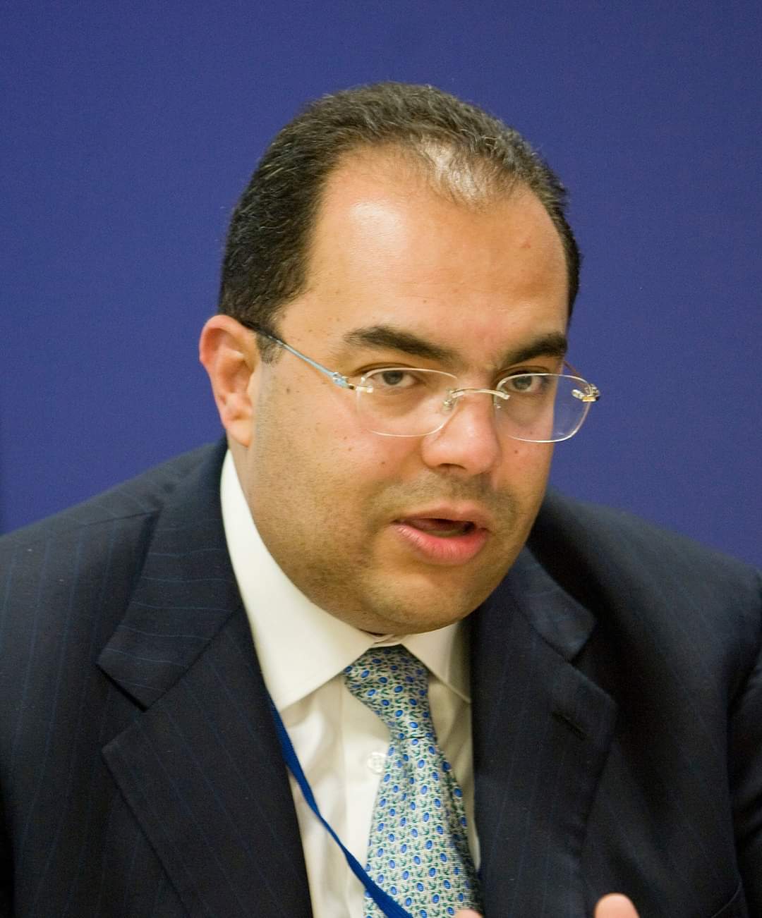 محمود محي الدين رائد المناخ للرئاسة المصرية
