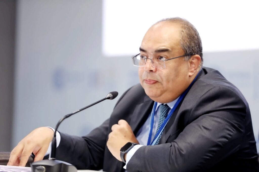 محمود محيي الدين يشارك في الاجتماع التحضيري لـ«المنتدى الأفريقي للتمويل المناخي» بأبيدجان محمود محيي الدين يشارك في الاجتماع التحضيري لـ«المنتدى الأفريقي للتمويل المناخي» بأبيدجان